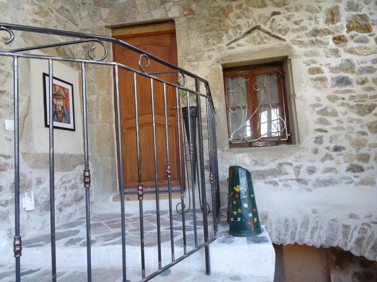 Le Mas Du Galibot Chambre Cambalotte Bed and Breakfast Saint-Florent-sur-Auzonnet Εξωτερικό φωτογραφία